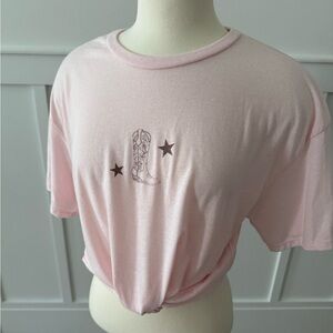 Social Scene Pink Graphic Nashville Tee, size Medium